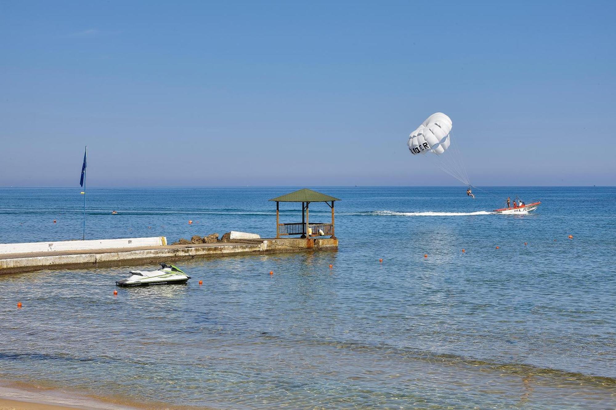 Alexander Beach Hotel & Village Resort Malia Exterior foto